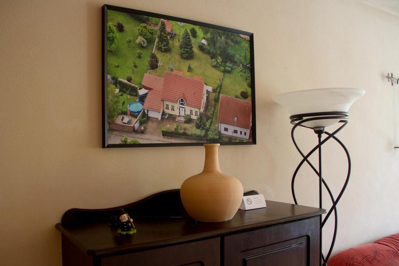 Ferienhaus Bogsi Müllrose Esterno foto