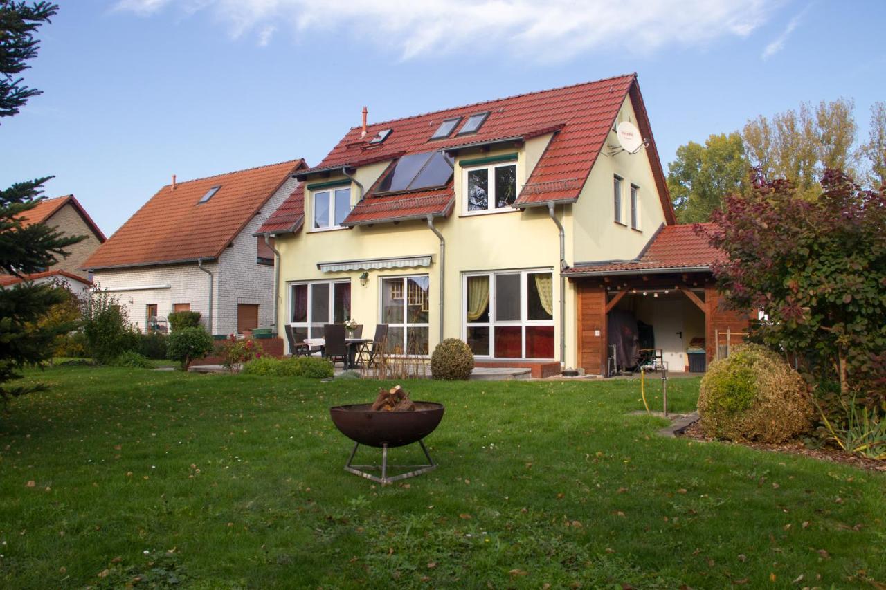 Ferienhaus Bogsi Müllrose Esterno foto